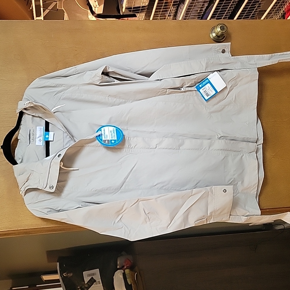 Columbia Rain Jacket, trench coat, Large, Tan, Beige